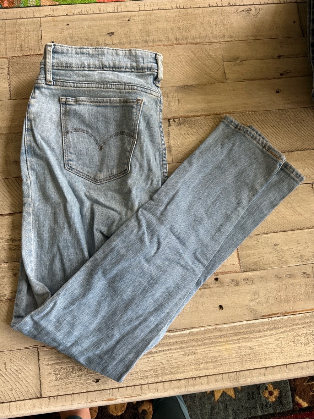 Levi’s Light Wash SkinnyJeans